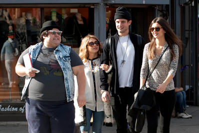 Victoria_Justice_Out_in_LA_on_November_27033.jpg