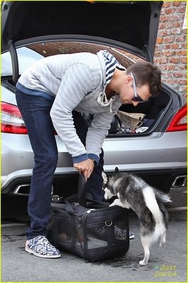 james-maslow-working-on-something-special-in-the-studio-with-victoria-justice03.jpg