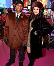 Victoria_Justice_New_Year_s_Eve_2015_Times_Square_2014-12-31_28429.jpg