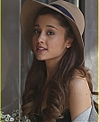 ariana-grande-nyc-lunch-with-mystery-guy-05.jpg