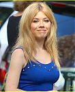 ariana-grande-jennette-mccurdy-commercial-shoot-in-nyc-04.jpg
