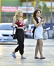 jennette-mccurdy-overwhelmed-by-love-after-mom-02.jpg